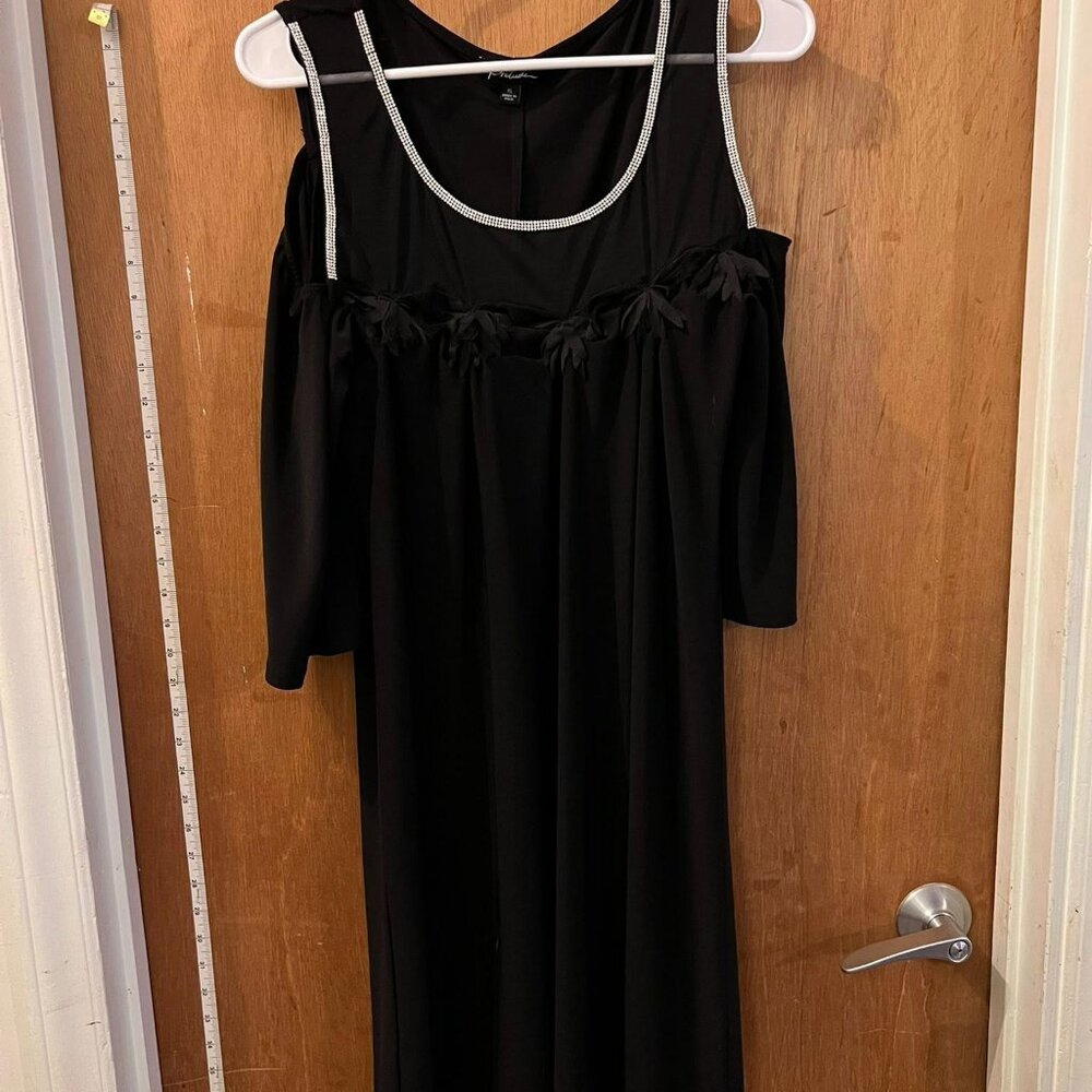 Size XL - Prelude - Black Cold-Shoulder Midi Dress